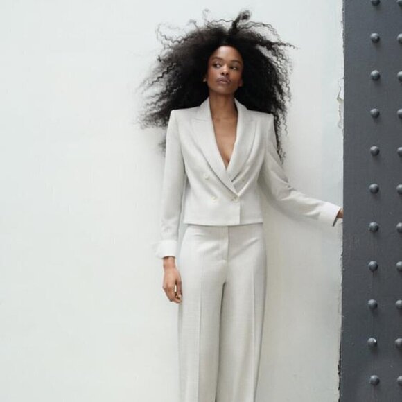 ZARA DOUBLE BREASTED CROPPED BLAZER - Picture 3 of 9